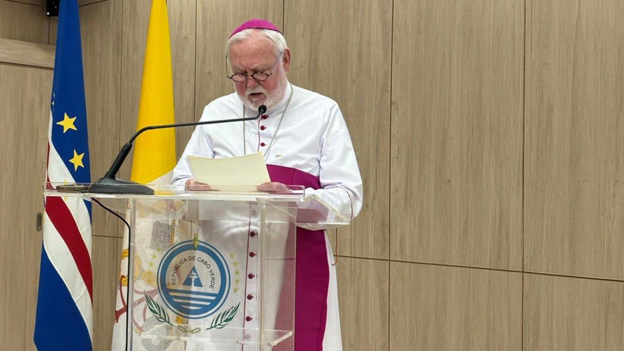 Imzot Gallagher: diplomacia e Vatikanit i ka shërbyer paqes për shekuj me radhë